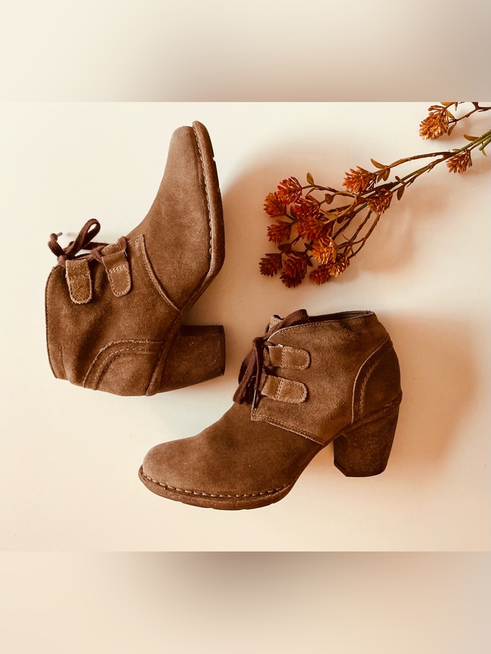 Clark’s Carlotta Booties Sz 7